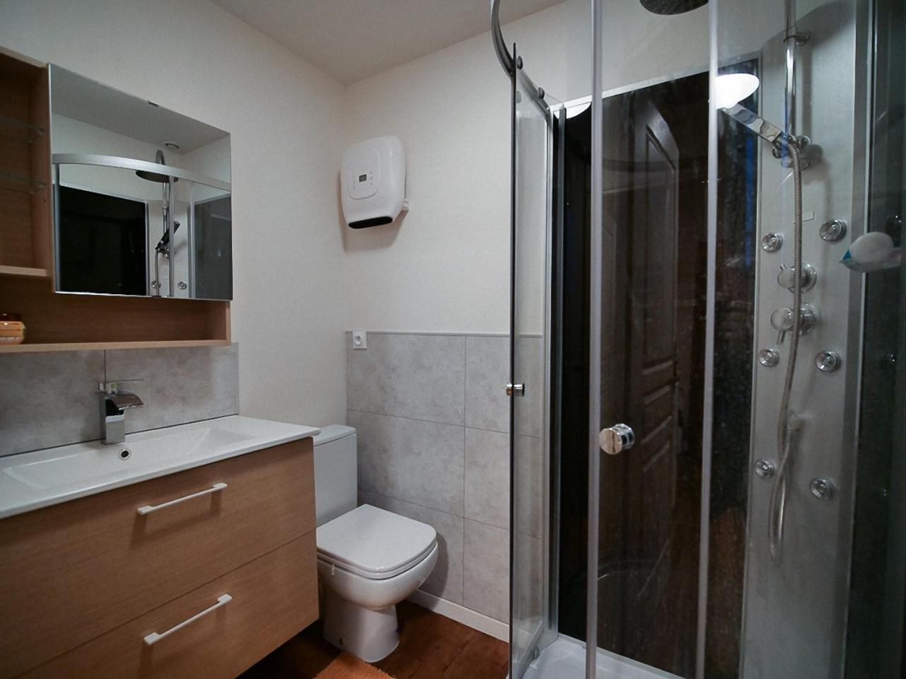 Chez Nathalie Et Etienne Bed & Breakfast Saillans  Екстериор снимка