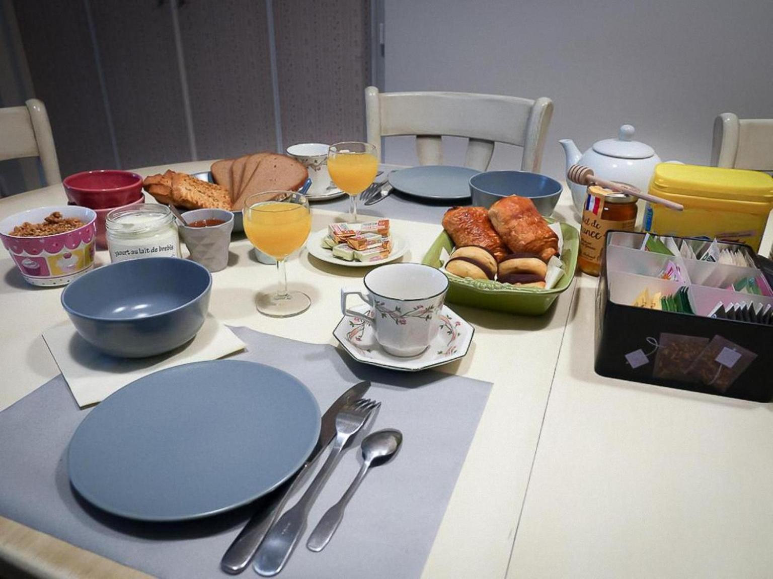 Chez Nathalie Et Etienne Bed & Breakfast Saillans  Екстериор снимка