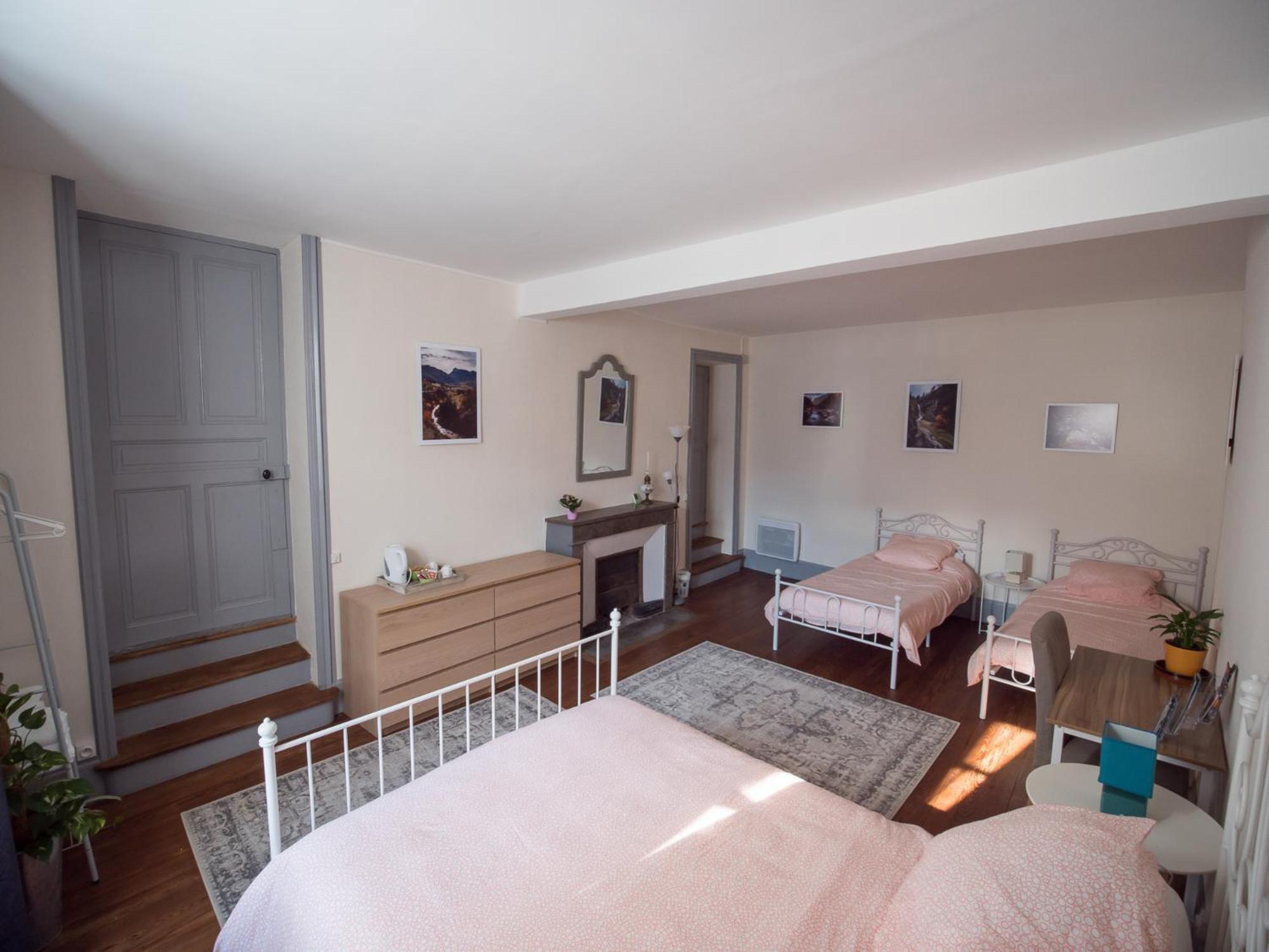 Chez Nathalie Et Etienne Bed & Breakfast Saillans  Екстериор снимка